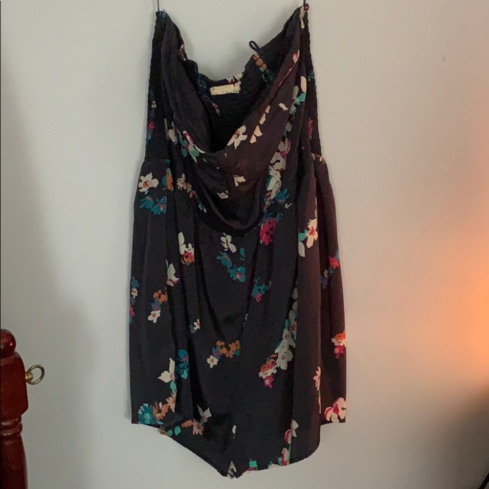 Strapless romper